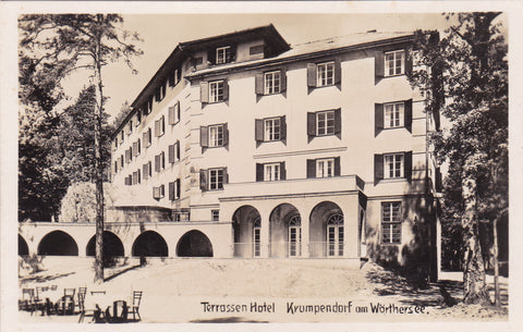 AK Krumpendorf am Wörthersee. Terrassen-Hotel.