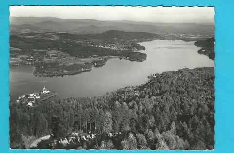 AK Blick vom Aussichtsturm des Pyramidenkogel auf den Wörthersee.