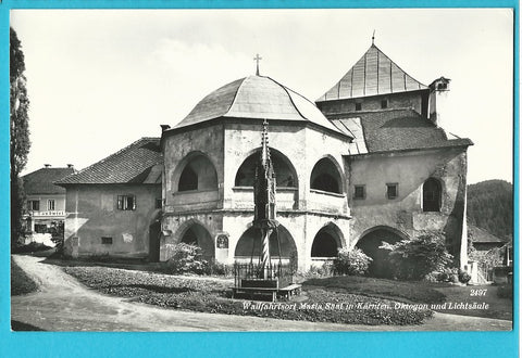 AK Maria Saal. Oktogon und Lichtsäule.