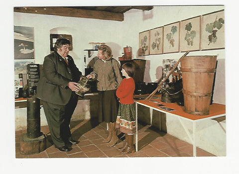 AK Kitzeck im Sausal. 1. Steirisches Weinmuseum. Kustos Martin Pronegg.