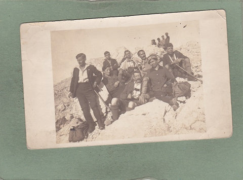 Foto Bezirk Leoben ? Wanderer am Gipfel.