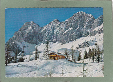 AK Thürlwandhütte mit Dachsteinsüdwänden.