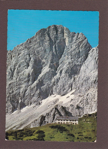 AK Südwandhütte mit Hohem Dachstein.