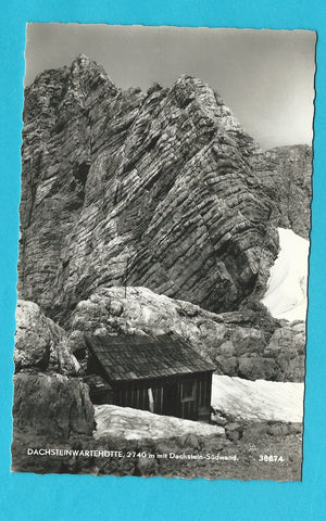 AK Dachsteinwartehütte mit Dachstein-Südwand. (1963)