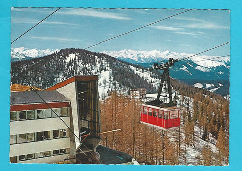 AK Dachsteinseilbahn. Talstation mit der Glocknergruppe.