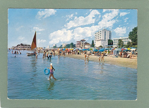 AK Lignano Sabbiadoro. La spiaggia e nuova terrazza a mare.