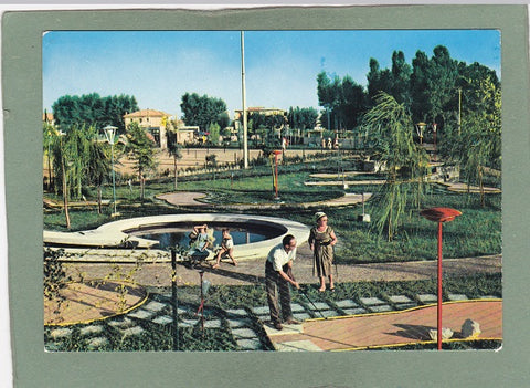 AK Lignano Sabbiadoro. Il campo di Minigolf e da Tennis.