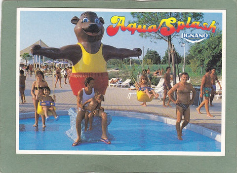 AK Lignano Sabbiadoro. Aquasplash Parco giochi sull'acqua. V.le Europa