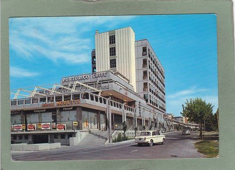 AK Lignano Bagni. Via die negozi a Pineta.