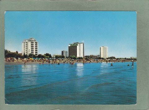 AK Lignano Sabbiadoro. La spiaggia dal mare.