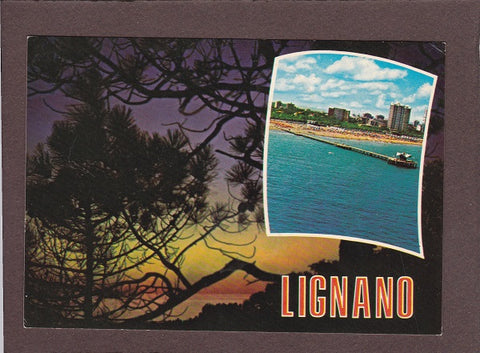 AK Lignano. Notturno a Pineta e veduta del centro Ariston.
