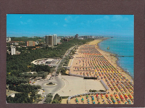 AK Lignano Pineta. Veduta aerea della grande spiaggia.