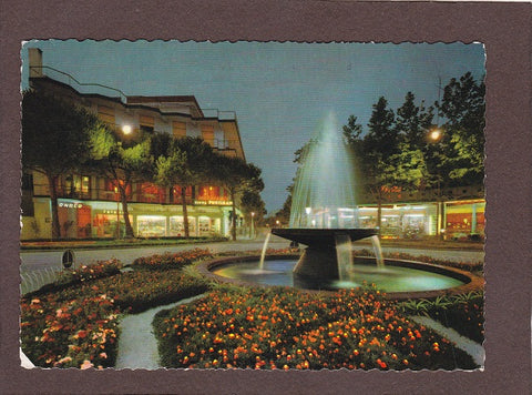 AK Lignano Sabbiadoro. Fontana – Notturno.