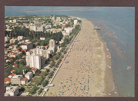 AK Lignano. La Spiaggia di Sabbiadoro dall‘aereo.