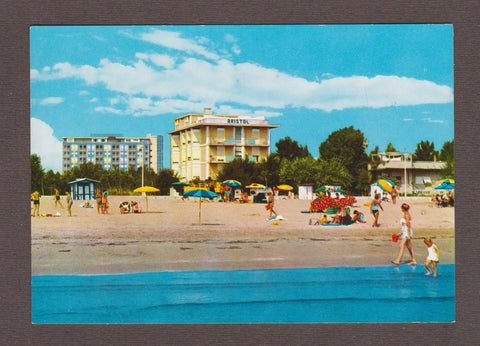 AK Lignano Sabbiadoro. Vita al mare. Hotel Bristol.