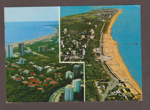 AK Lignano Pineta. Vedute aeree della spiaggia.