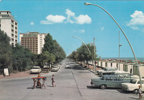 AK Lignano. Il Lungomare a Sabbiadoro.