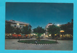 AK Lignano Sabbiadoro. Piazza della Rotonda di notte.