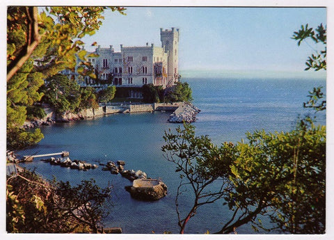 AK Trieste. Castello di Miramare.