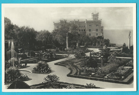 AK Trieste - Miramare - Il Castello e il Parco.