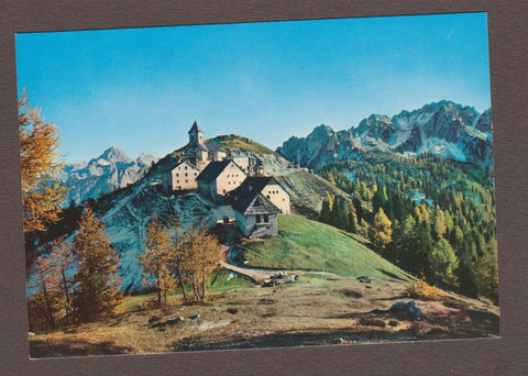 AK Santuario di Monte Lussari con i Gruppi del Mangart e del Cacciatore.