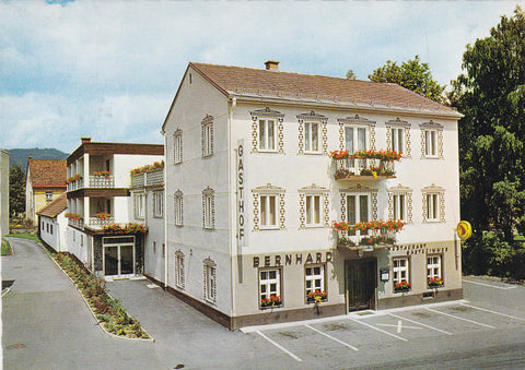 AK Zeltweg, Hauptstraße 106. Gasthof Fritz Bernhard.