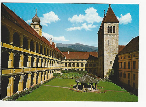 AK Benediktiner-Abtei Seckau. Klosterhof.