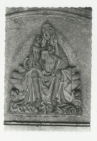 AK Benediktiner-Abtei Seckau. Madonna im Typanon der Basilika.