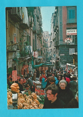 AK Napoli. Strada caratteristica.