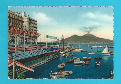 AK Napoli. Borgo Marinario e Ristorante Zi Teresa.