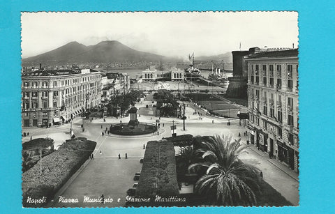 AK Napoli - Piazza Municipio e Stazione Marittima.