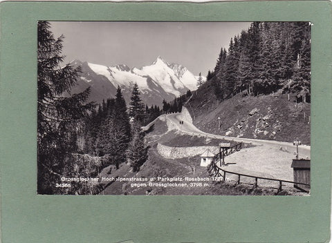 AK Grossglockner Hochalpenstrasse u. Parkplatz Rossbach gegen Grossglockner.