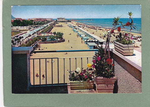 AK Pesaro – Spiaggia e lungomare.
