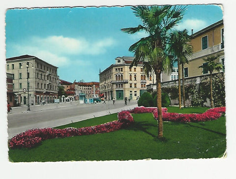 AK Pordenone. Albergo Centrale e Piazza XX Settembre.