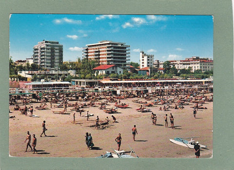 AK Riccione. Alberghi e spiaggia.