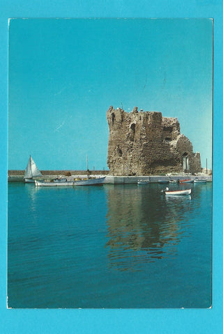 AK Acciaroli. Torre Angioina.