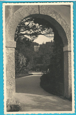AK Schloßpark Hellbrunn bei Salzburg. (1933)