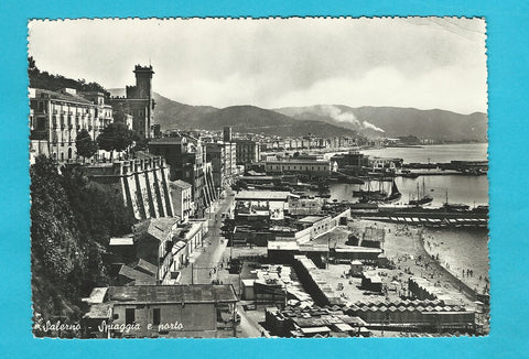 AK Salerno - Spiaggia e porto.