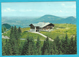 AK Roßfeld-Höhenringstraße. Schihütte auf dem Roßfeld, Blick auf Salzburg und Gaisberg.