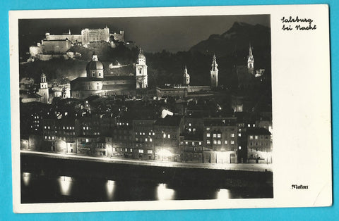 AK Salzburg bei Nacht.
