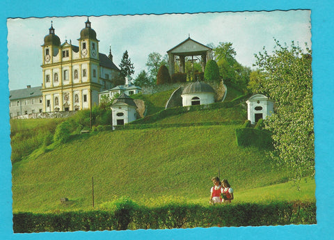 AK Wallfahrtskirche Maria Plain mit Kreuzwegstationen.