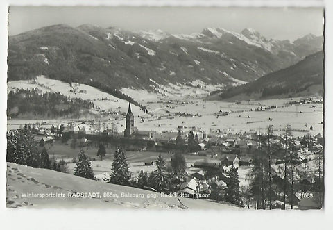 AK Radstadt geg. Radstädter Tauern. (1964)
