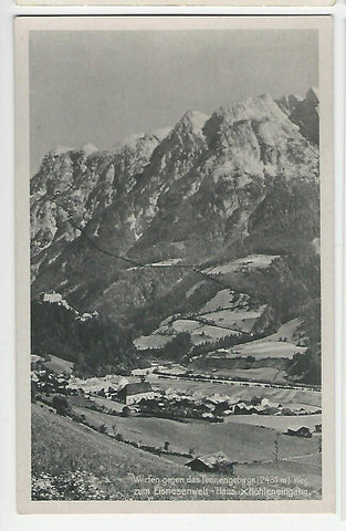 AK Werfen gegen das Tennengebirge. Weg zum Eisriesenwelt-Haus. Höhleneingang.