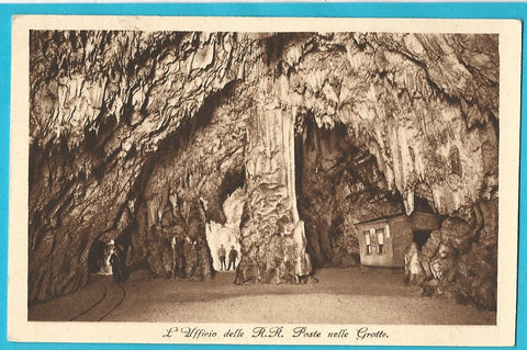 AK R. R. Grotte demaniali di Postumia. L'Ufficio delle R. R. Poste nelle Grotte.