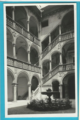 AK Spittal an der Drau. Burghof. (1932)