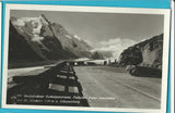 AK Großglockner Hochalpenstrasse, Parkplatz Franz Josefshöhe mit Großglockner.