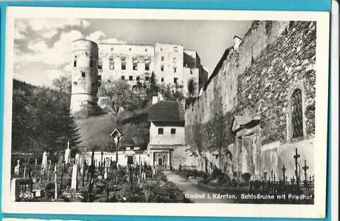 AK Gmünd. Schloßruine mit Friedhof.