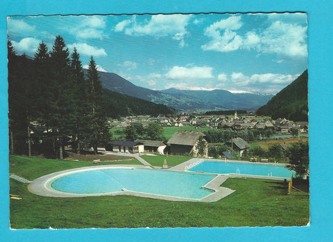 AK Sachsenburg mit Schwimmbad.