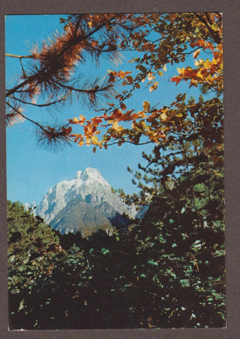 AK Alpi Giulie. Il Montasio visto dalla Val Dogna.