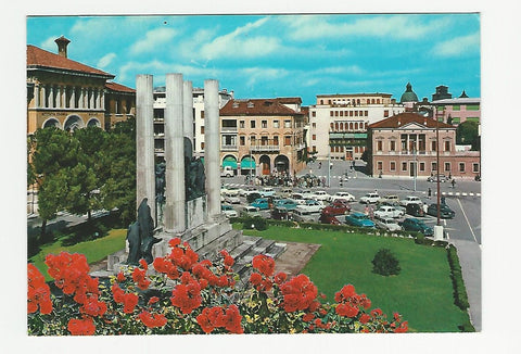 AK Treviso. Piazza Vittoria.